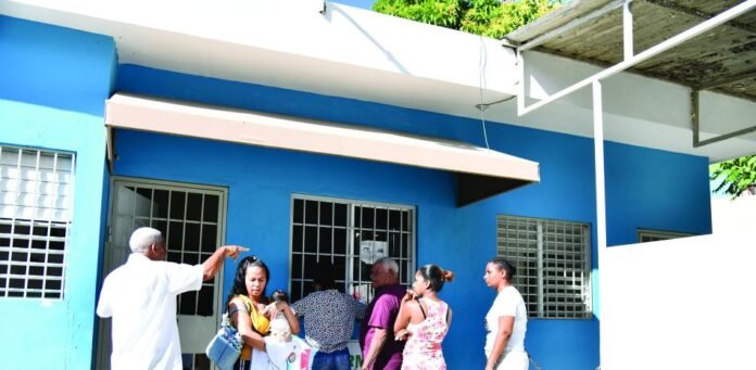 Farmacias-Pueblo-medicamentos-suficientes