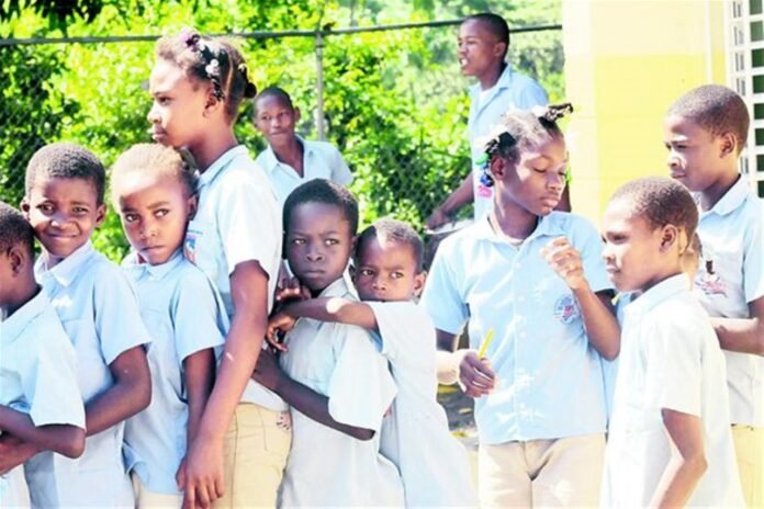 Crece-matricula-haitiana-escuelas