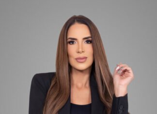 Othniuska Cedeño: de las relaciones públicas al micrófono, conquistando la radio y los podcasts