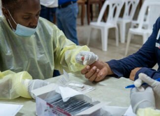 Dominicanos VIH+ serán afectados por suspensión de fondos a USAID