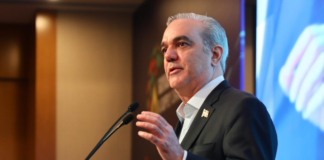 Abinader expuso temas relacionados al sector eólico e inversión extranjera en Guyana