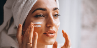 Cremas faciales: descubre su importancia para la salud de nuestra piel durante el día y la noche
