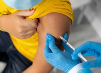 Vacuna triple viral: segura, efectiva y disponible en el país