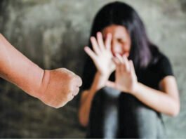 Hombre mata a su pareja sentimental de varias puñaladas en La Vega