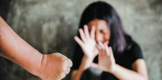 Hombre mata a su pareja sentimental de varias puñaladas en La Vega