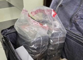 Cae italiano con cocaína en aeropuerto de RD: ¡24 paquetes ocultos!