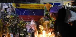 El Jet Set, convertido en pasarela de luto, entonación de alabanzas y actos de bondad