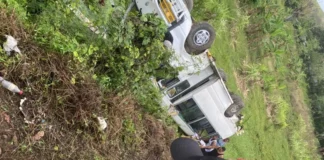 Cuatro Heridos en Vuelco de Autobús Hotelero en la Carretera Pedro Sánchez – El Seibo