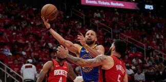 Curry anota 31 y Warriors ganan primer juego contra Rockets