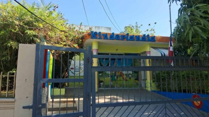 e58133a4-902d-4ec1-b525-f2a394116e32-e690c50c-focus-0.21-0.36-896-504