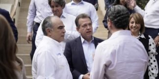 El Gobierno acelera plan para enfrentar el arancel del 10 % de Trump