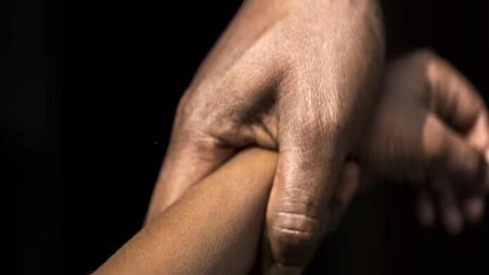 unb4ql3pd5hdjkepept65ai5u4-9cb9861c-focus-0-0-896-504