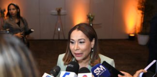 Ministra de la Mujer rechaza propuesta de crear un Ministerio del Hombre