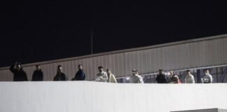 El Gobierno de Trump anuncia incentivo de 1,000 dólares para los migrantes que se autodeporten