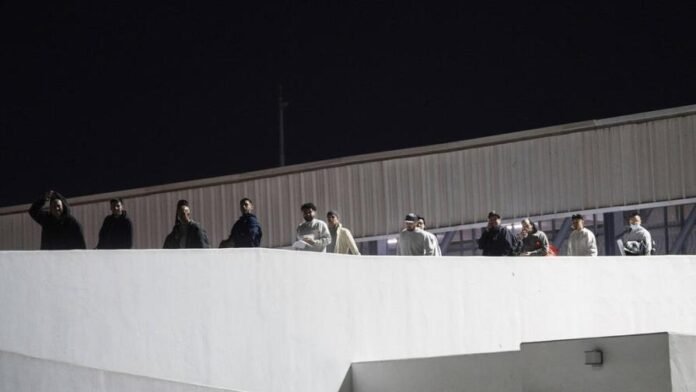 ap25125555556420-53cc80b1-focus-0-0-896-504