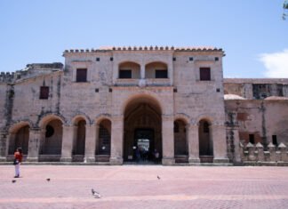 Iglesias fueron exoneradas de casi RD$300 millones en impuestos por vehículos