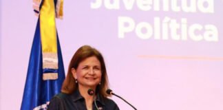 Vicepresidenta llama a juventud dominicana a alinearse a las demandas de sectores emergentes
