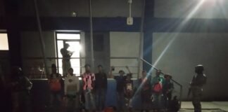 Haitianos apedrean otra vez a los militares dominicanos en la frontera, hay cuatro heridos