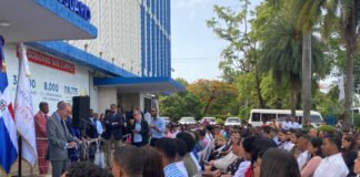 Más de 600 jóvenes dominicanos reciben becas del Mescyt para estudios internacionales