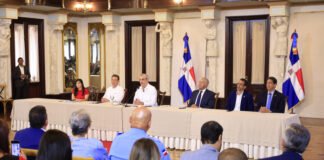 Gobierno indica exportaciones han crecido en más de un ocho por ciento en 2025