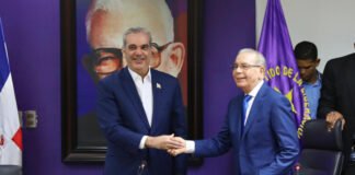 Abinader y Danilo dan seguimiento a la crisis haitiana en una reunión de casi dos horas