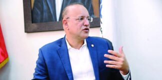 Alcalde de Santiago aclara sobre estación de Bomberos y Hospedaje