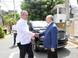 Abinader Cuestiona la Autoridad Moral de Amnistía Internacional Sobre Deportaciones